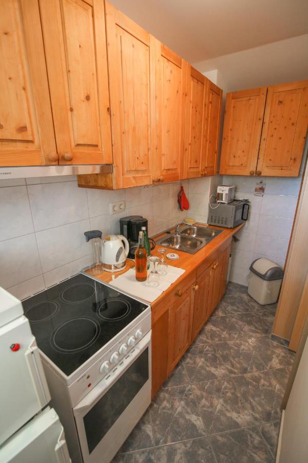 Sunshine Apartment Makarska Exterior photo