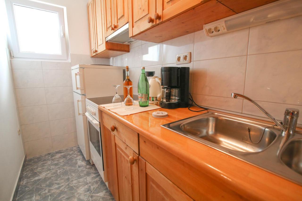 Sunshine Apartment Makarska Exterior photo